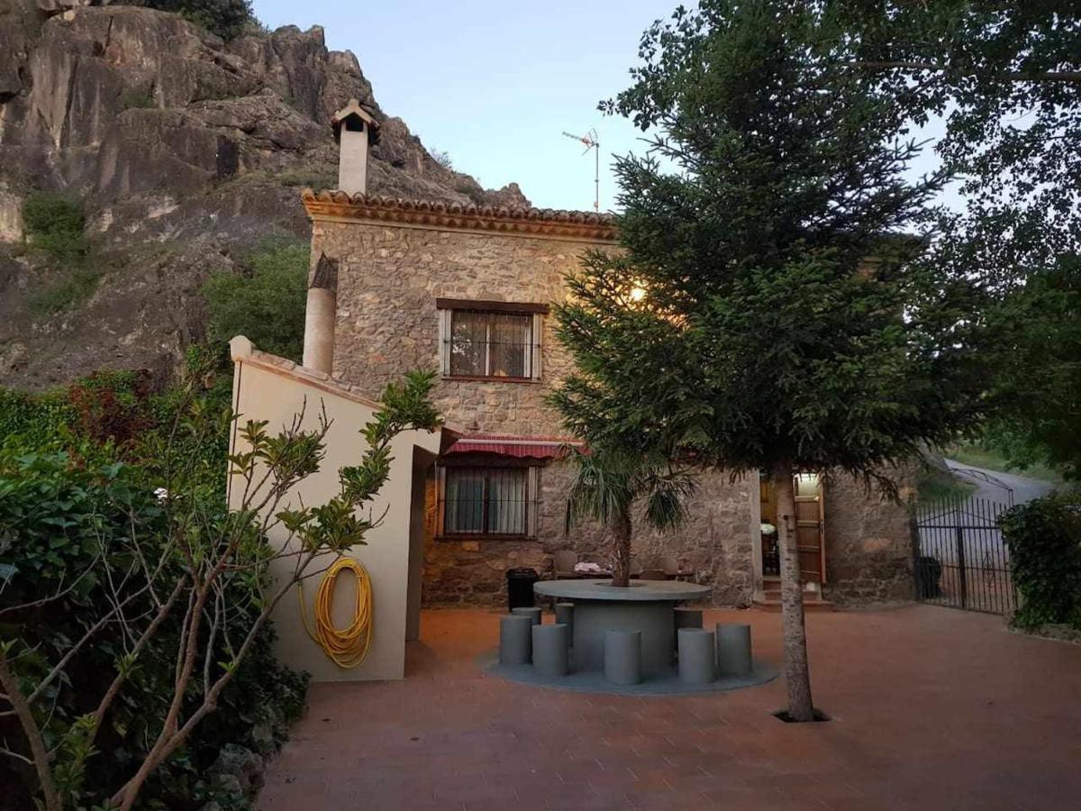 Casa Rural Villa Pilar Albentosa Exterior foto